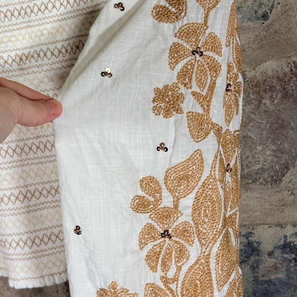 Anthropologie White‎ Gold Floral Embroidered Smocked Cropped Square Neck Top S - Picture 3 of 12